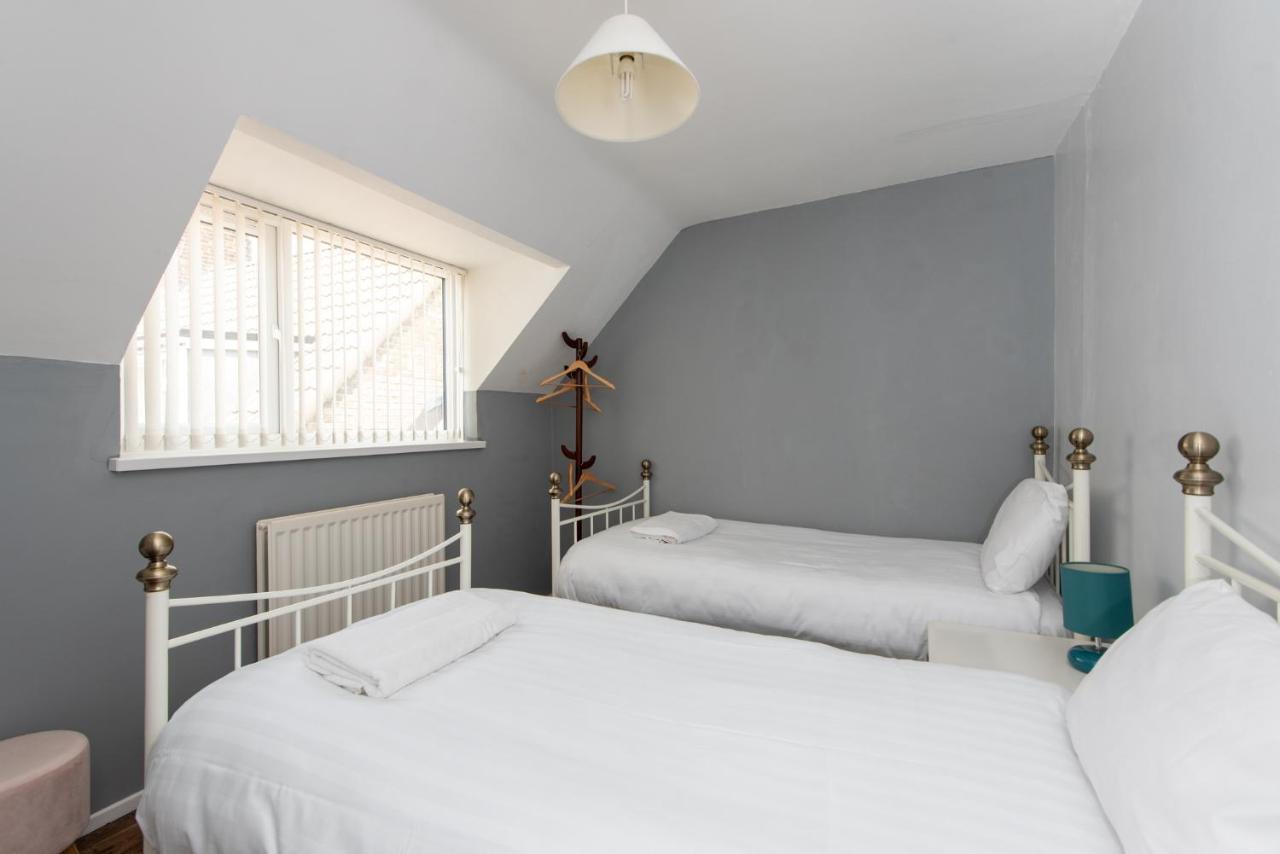 Pine Park Villa Ushaw Moor ภายนอก รูปภาพ